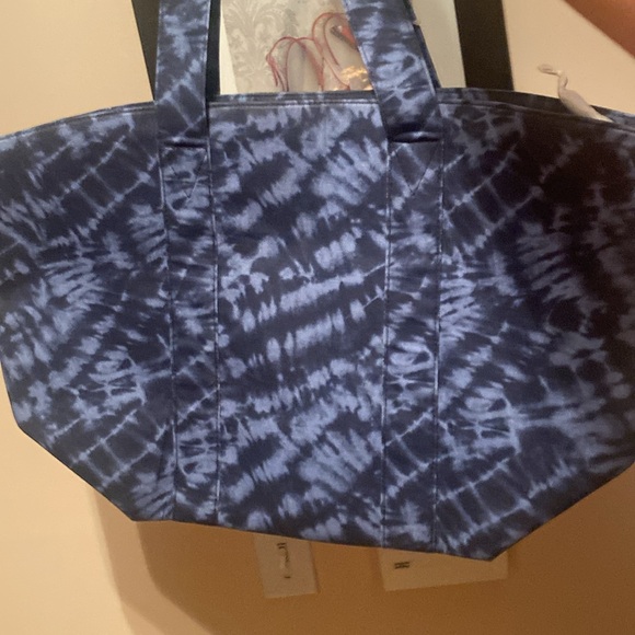 Brand New Tie Dye Victoria’s Secret Weekender Bag - Picture 2 of 3